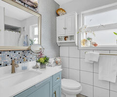 RECENTLY RENOVATED IN SHANNON LAKE